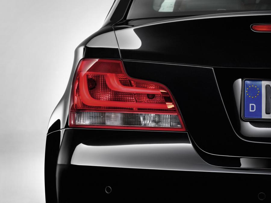  BMW 1-Series Coupe 2011 года  (фото 36 из 77)